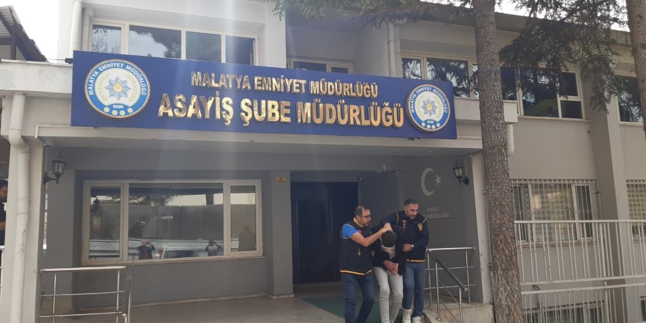 Malatya’da ilginç dolandırıcılık olayı: Bilezik siparişini sahibi gibi alarak kuyumcuyu dolandırdı