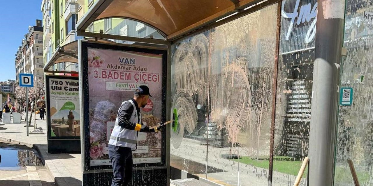 Van Büyükşehir Belediyesinden temizlik seferberliği