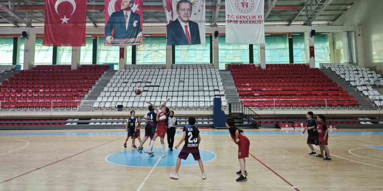 Erzincan’da 23 Nisan Basketbol heyecanı yaşandı