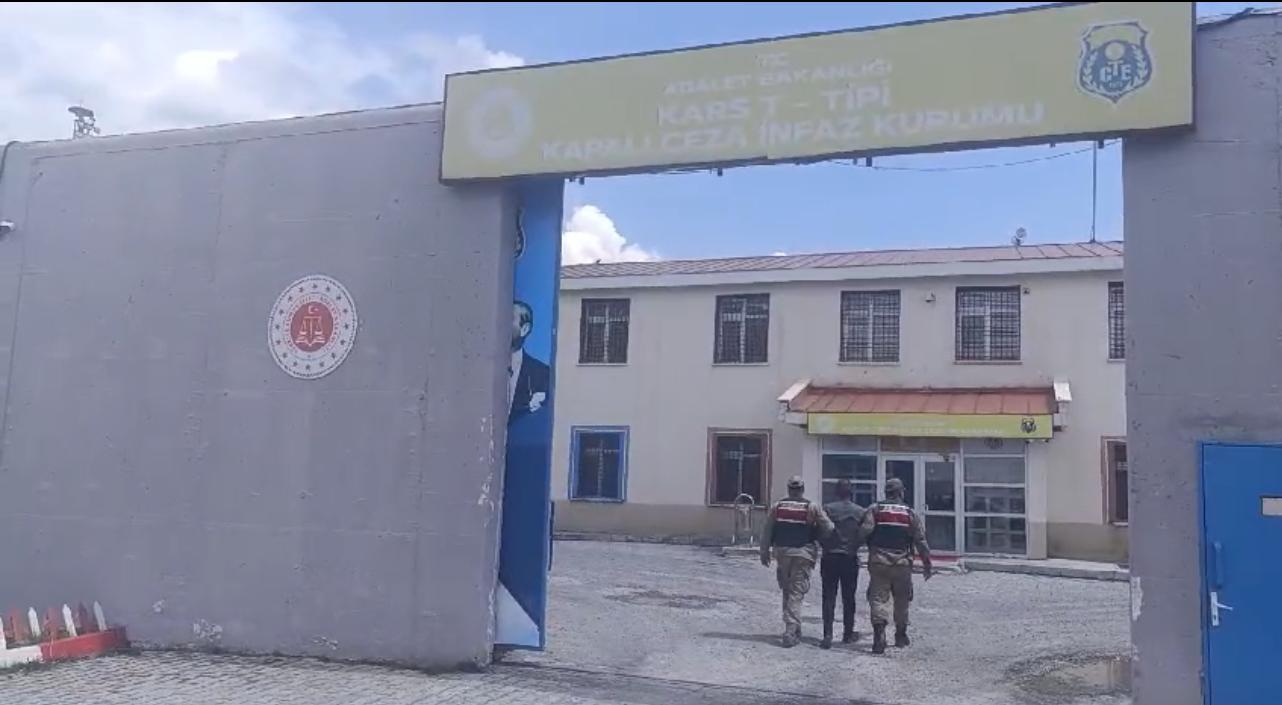 Kars’ta 4 Yıl 2 Ay Hapis Cezası Bulunan Şahıs Yakalandı