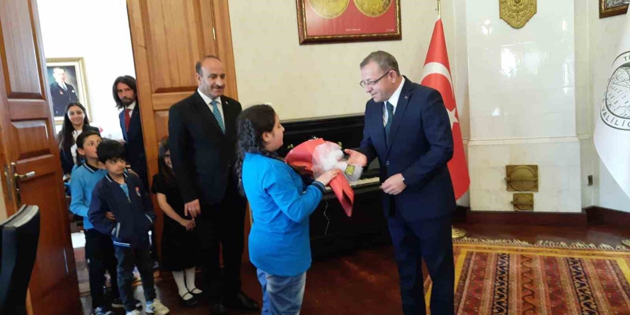 Kars’ta 23 Nisan etkinliği