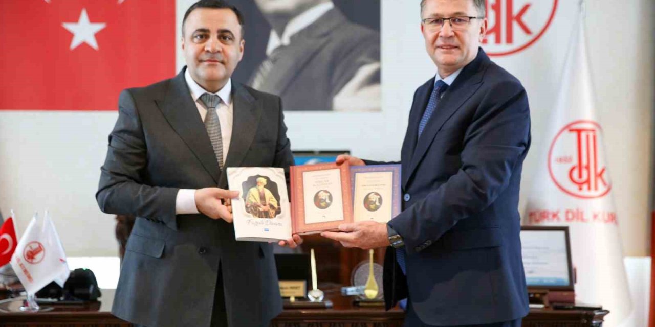 Nizami Gencevi’nin ünlü "Hamse"sinin çevirileri Erzurum’dan