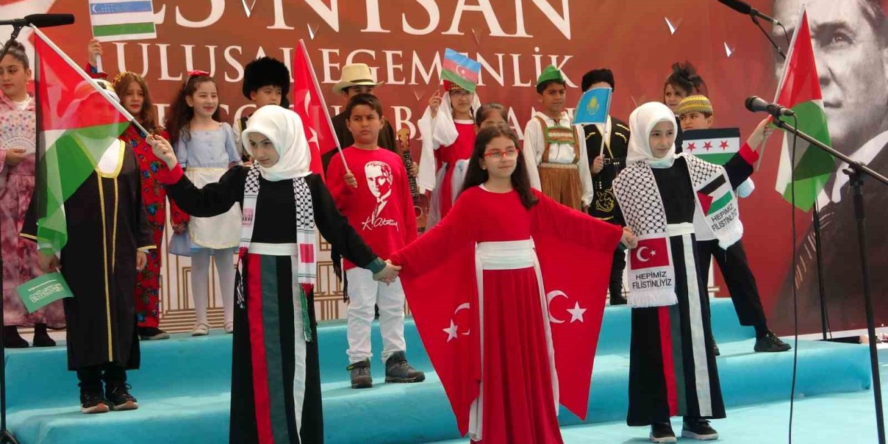 Van’da 23 Nisan coşkuyla kutlandı