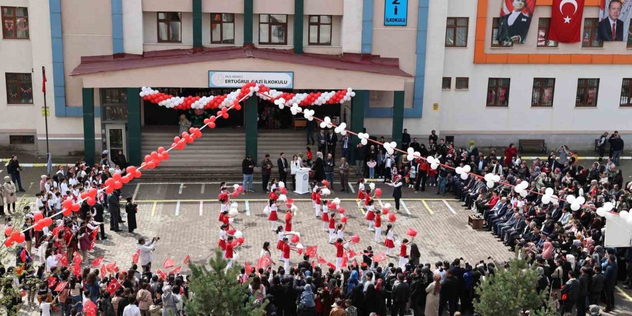 Muş’ta 23 Nisan coşkusu