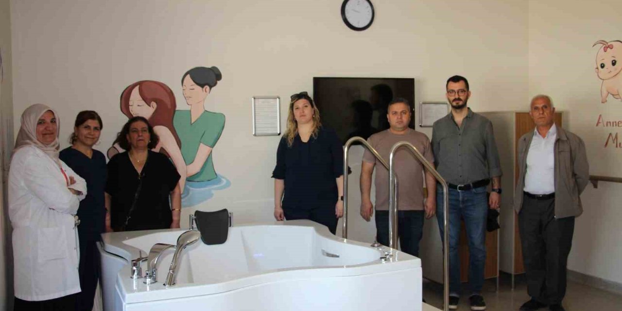 Kahta Devlet Hastanesi yetkilileri Elazığ’da suda doğum ünitesini inceledi