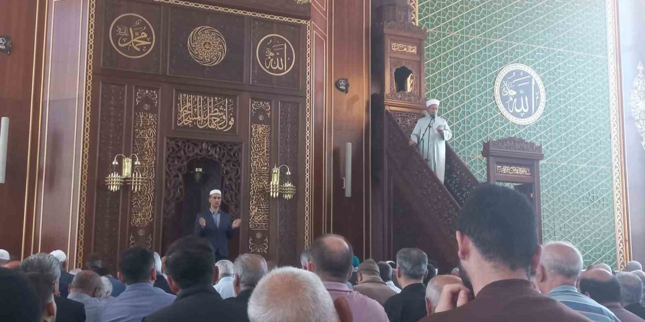 Karagözlüler Cami’deki bu uygulama takdir topluyor