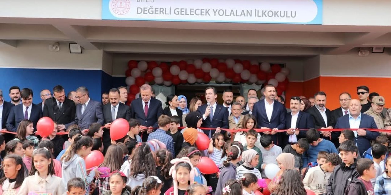 Yolalan’da ilkokul binası ve 112 Acil Komuta Merkezi hizmete açıldı