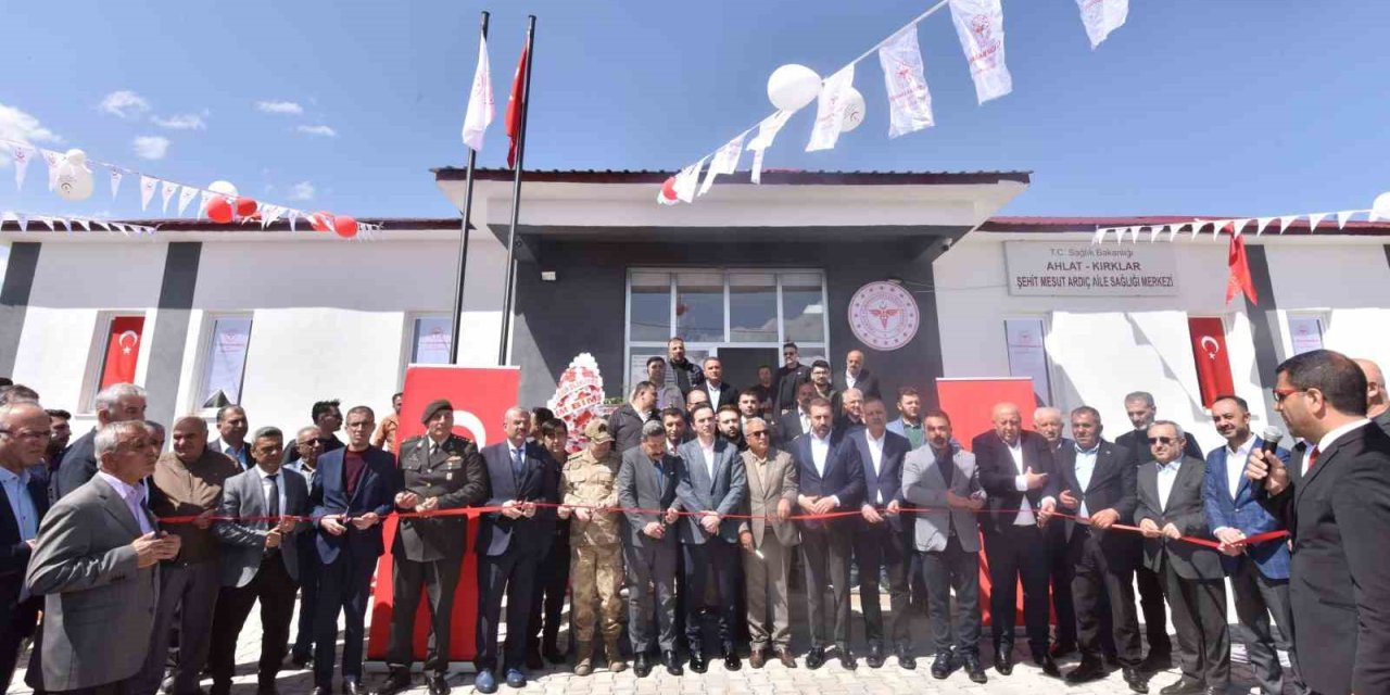 Ahlat’ta Şehit Mesut Ardıç’ın adı ASM’de yaşatılacak