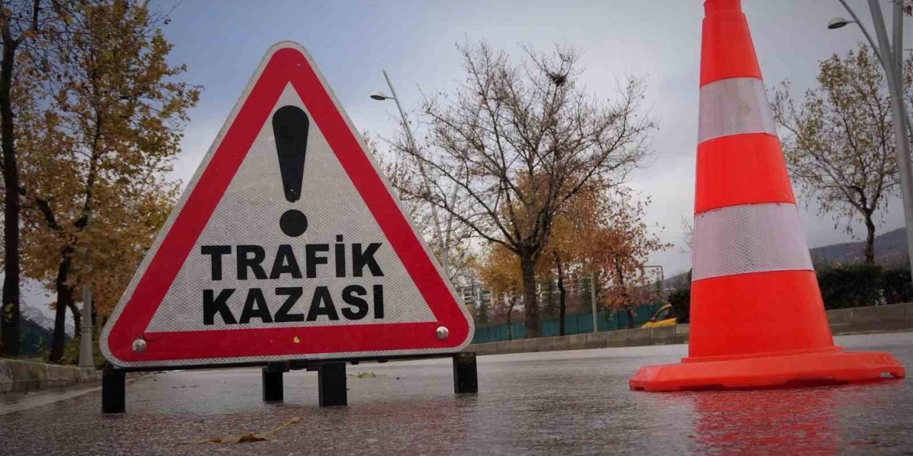 Elazığ’da 2 ayrı kazada 2 motosiklet sürücüsü yaralandı