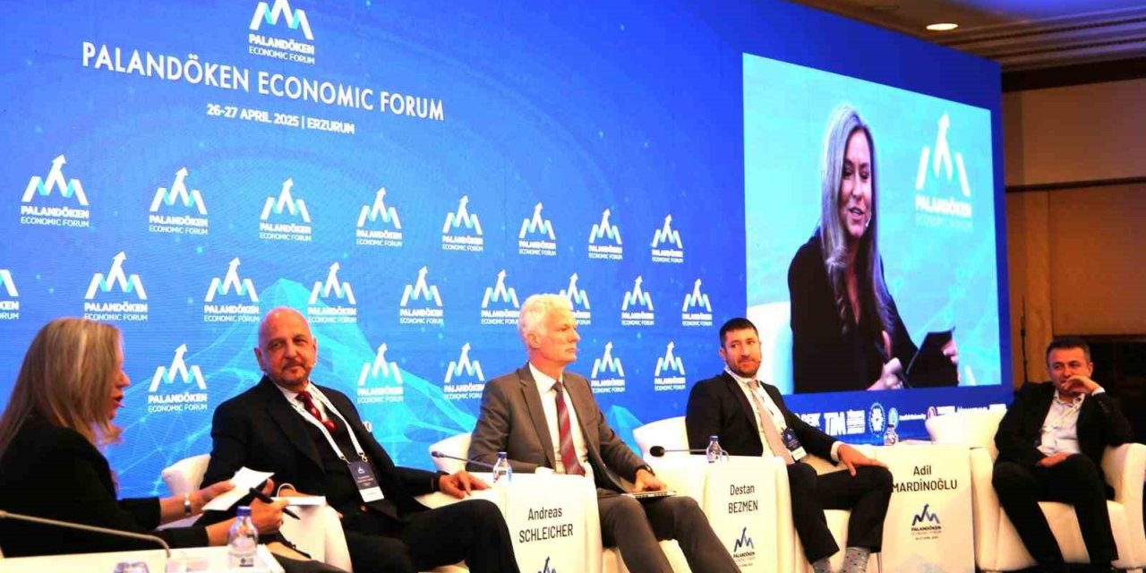 Atatürk Üniversitesi Rektörü Prof. Dr. Ahmet Hacımüftüoğlu: "Zeki ekonomilere geçiş süreci üniversiteler için de yeni bir misyon tanımlıyor"