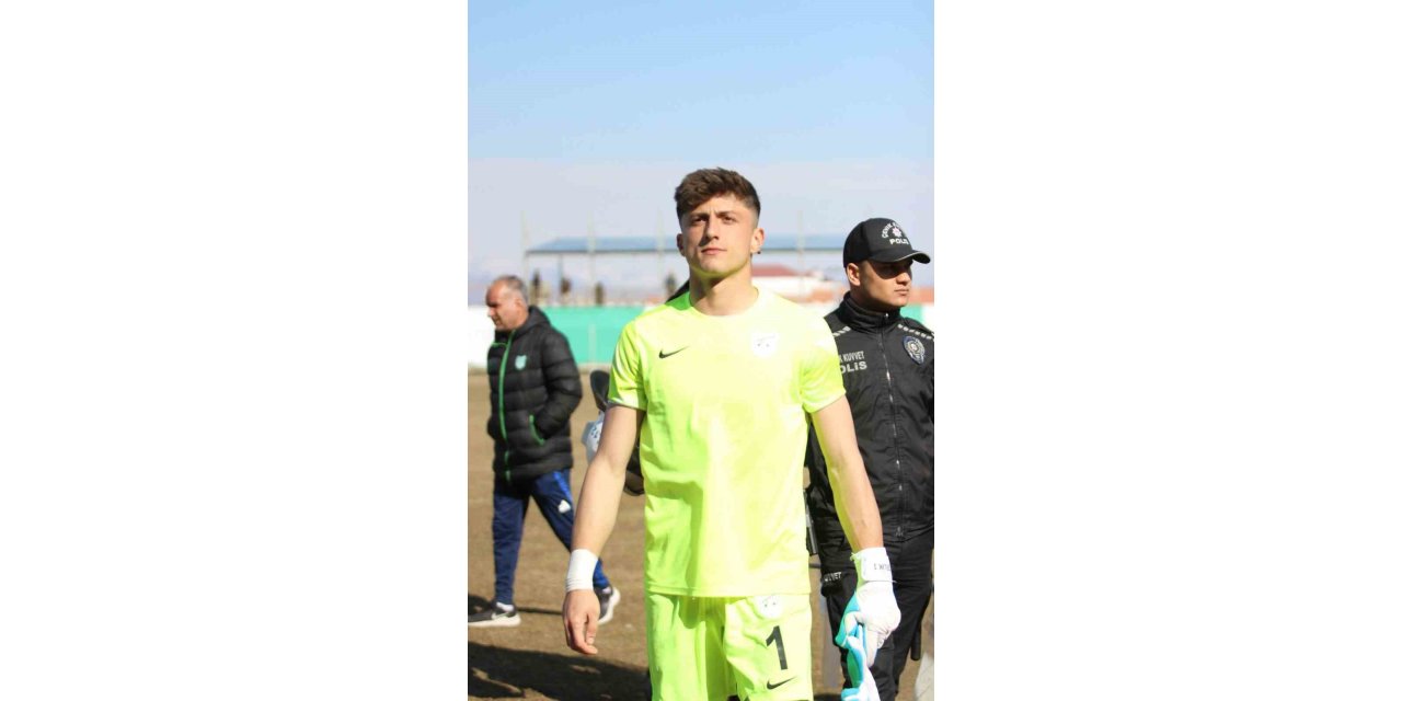 Oğuzhan Çelik: "Şampiyonluğu baştan sona hak ettik"