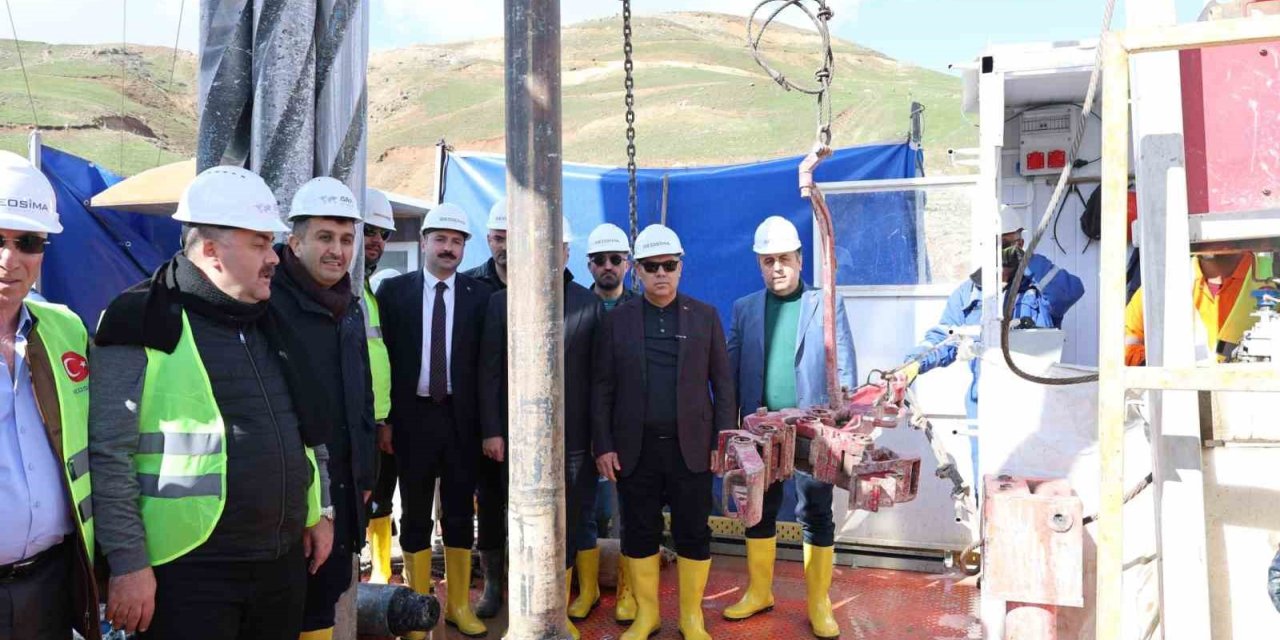Ağrı’da 294 milyon dolarlık jeotermal yatırım: 3 bin kişiye istihdam sağlanacak