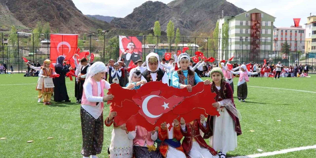 Oltu’da 23 nisan coşkusu