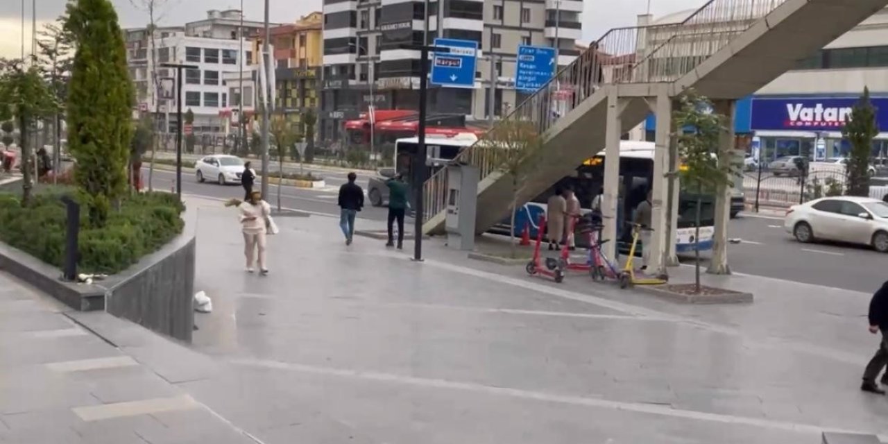 Elazığ’da şiddetli fırtına etkili oldu