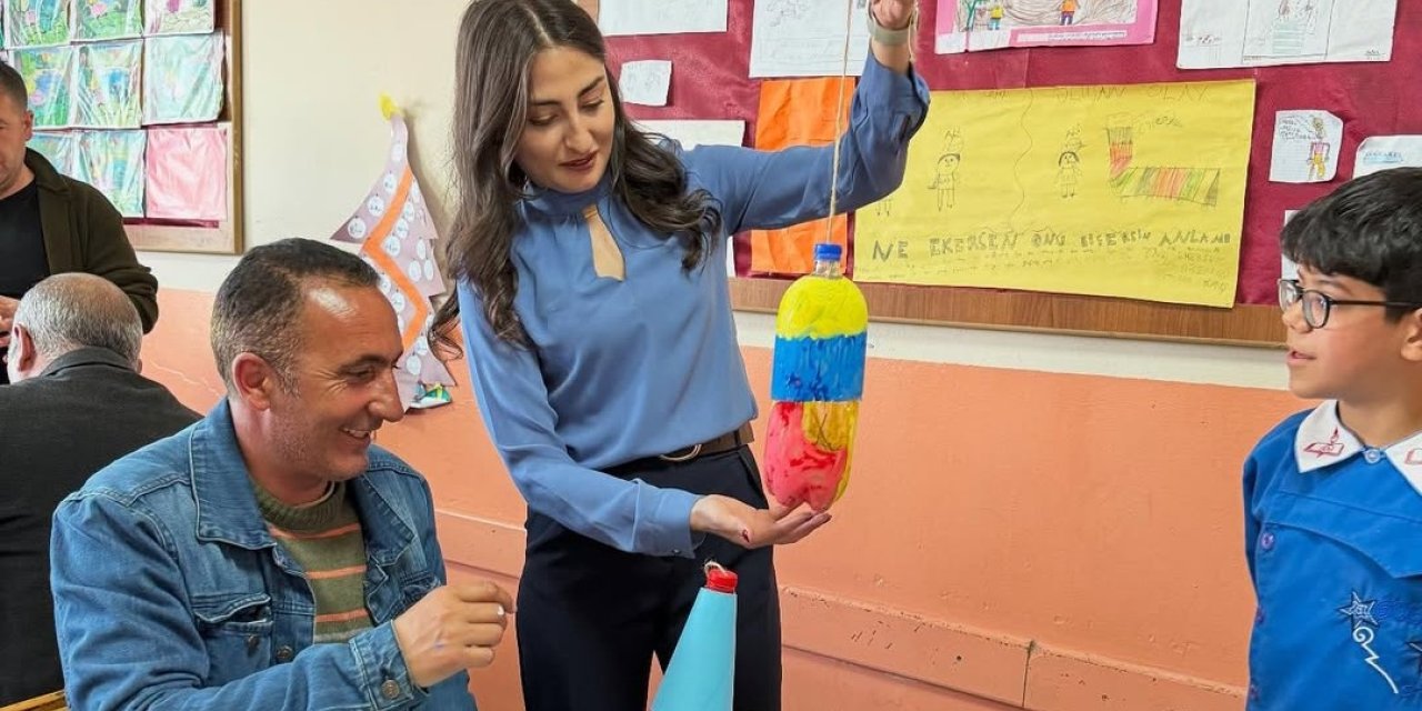 Aileler ve öğrenciler kuşlara yuva oldu