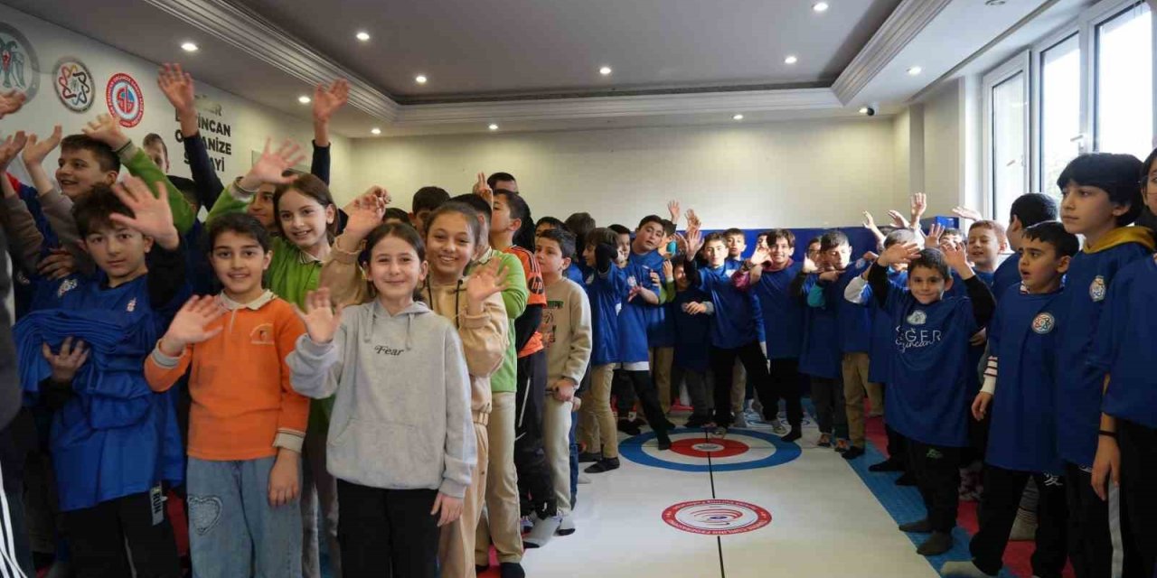 Değer Erzincan Projesi ile 1254 genç sporla buluştu