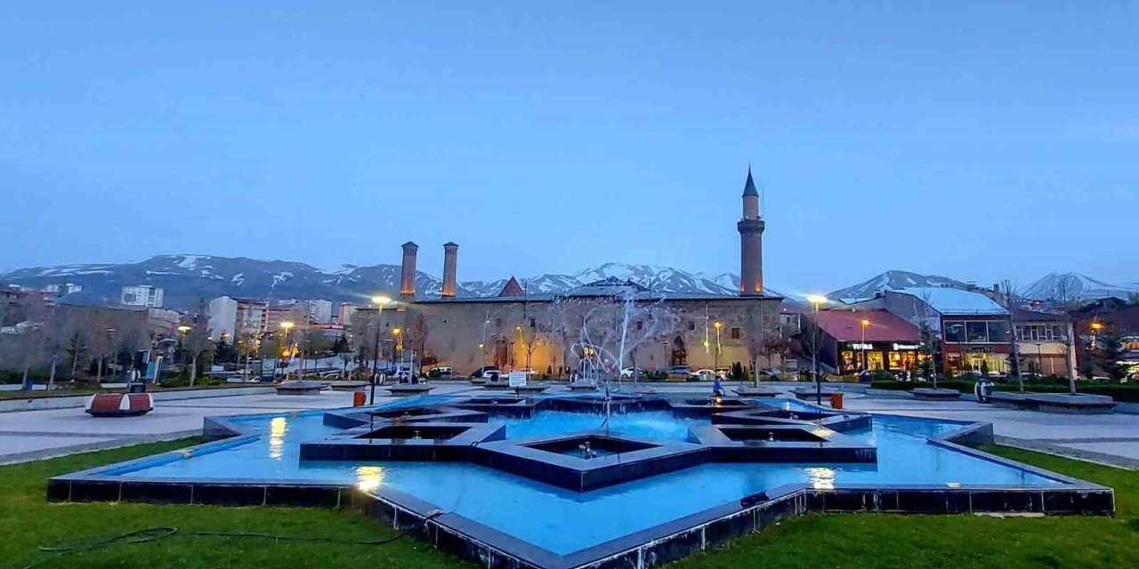 Meteorolojiden kuvvetli yerel yağış uyarısı