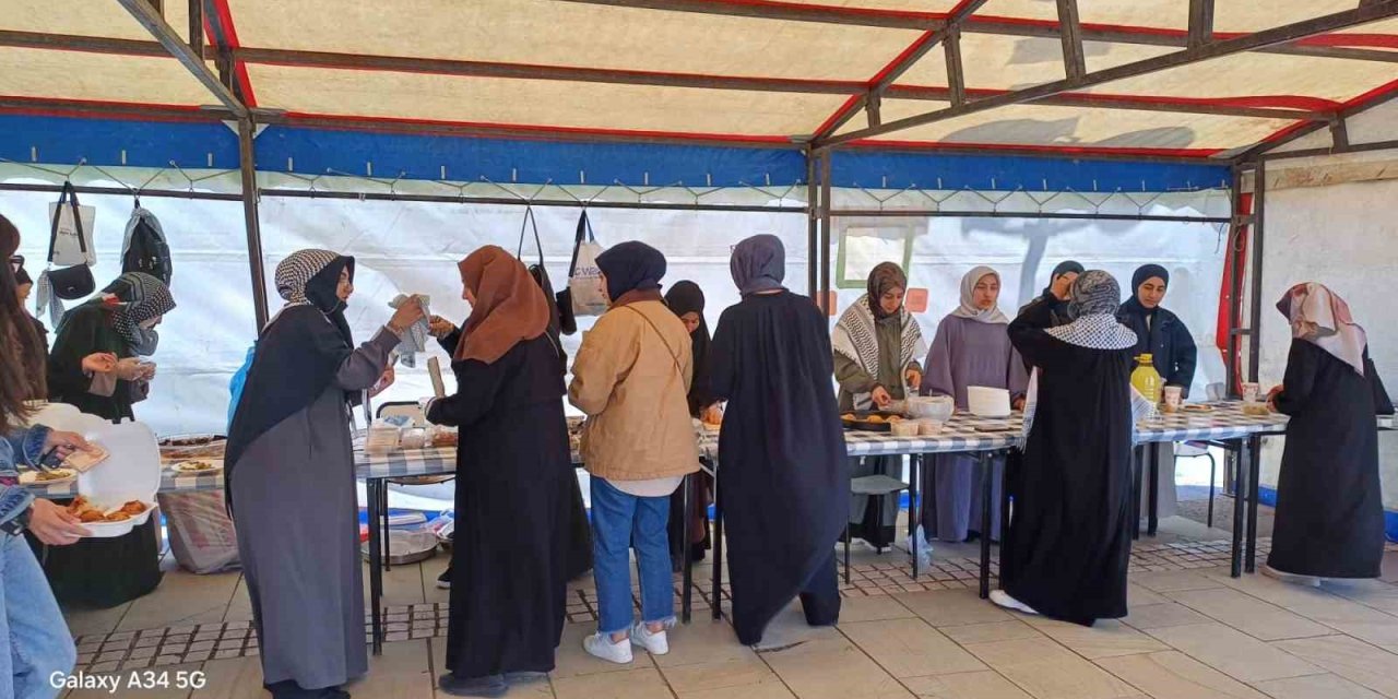 Van YYÜ’den Gazze yararına yardım kampanyası