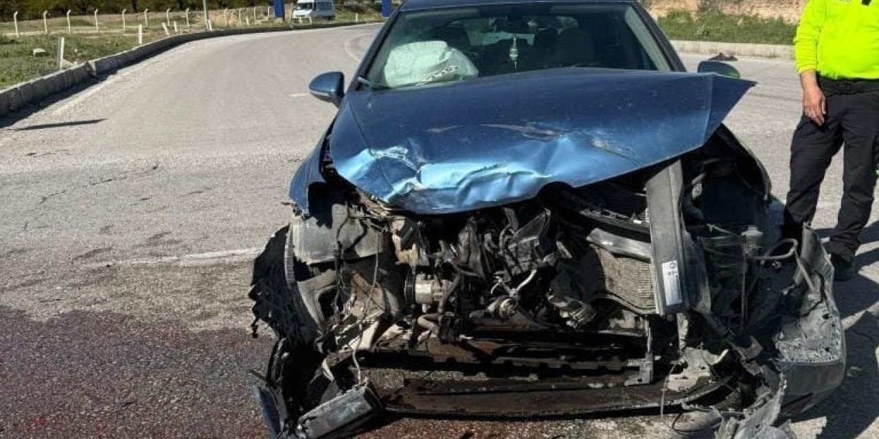 Akçadağ’da iki araç çarpıştı: 1 yaralı