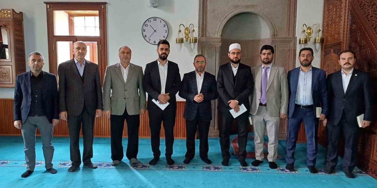 Hocalar "Etkili Hutbe Sunumu" için yarıştı