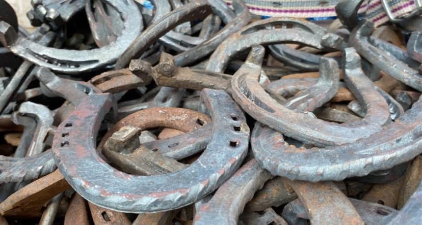 Demirden Düşen Adımlar: At Nallarıyla Yaşayan Bir Geleneğin İzleri