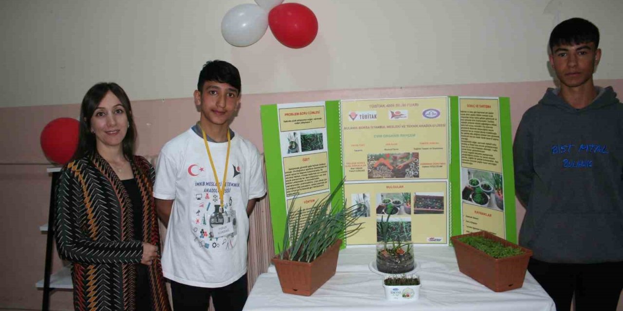 Bulanık’ta ’TÜBİTAK Bilim Fuarı’ sergisi