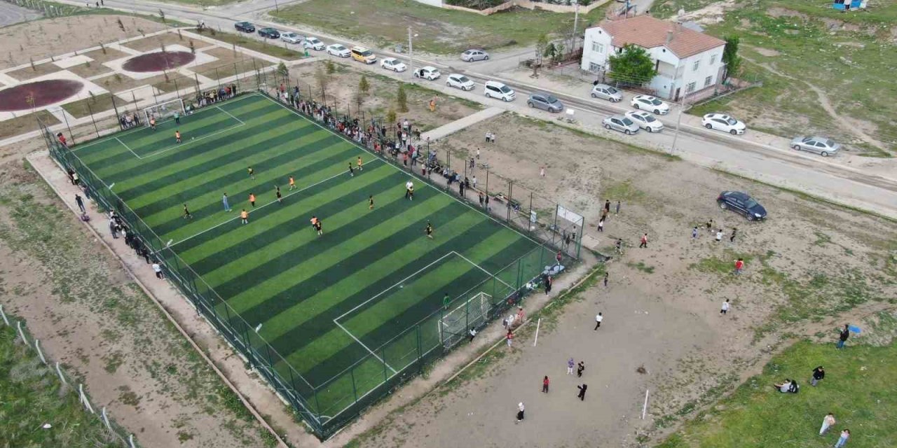 Bir turnuvadan fazlası