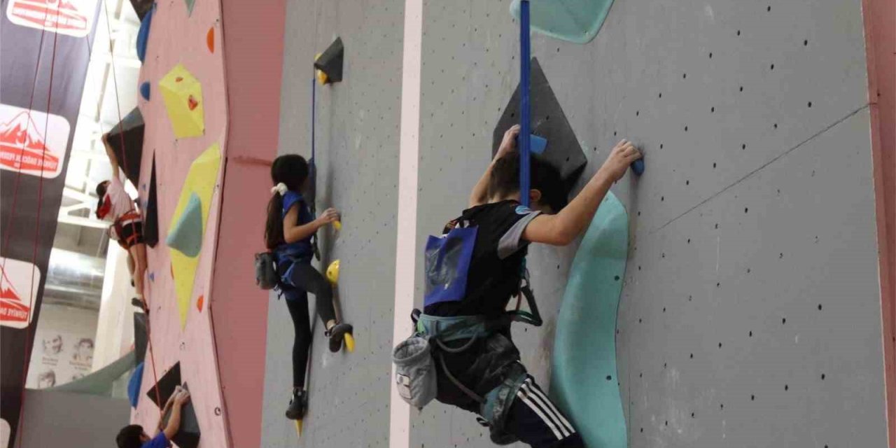 Elazığ’da dağcılık müsabakaları sona erdi