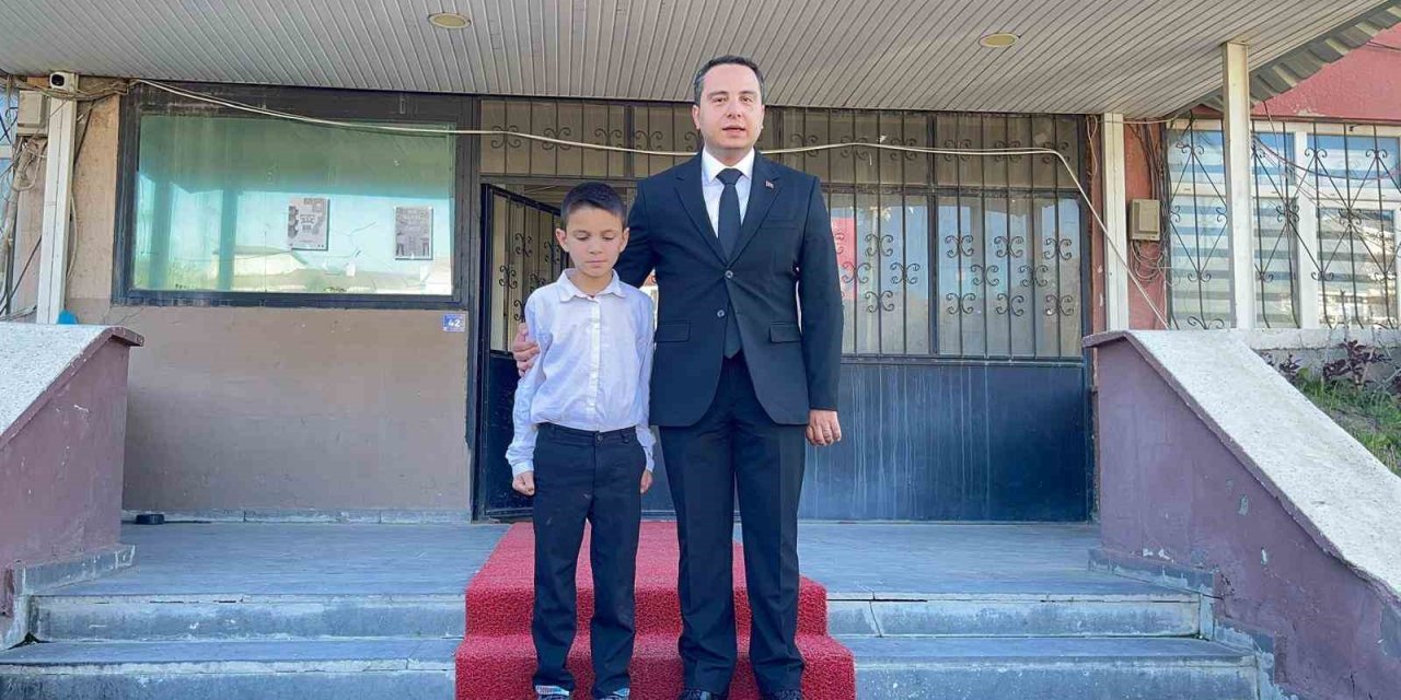 Kaymakam olmak isteyen Umut’un hayali gerçek oldu