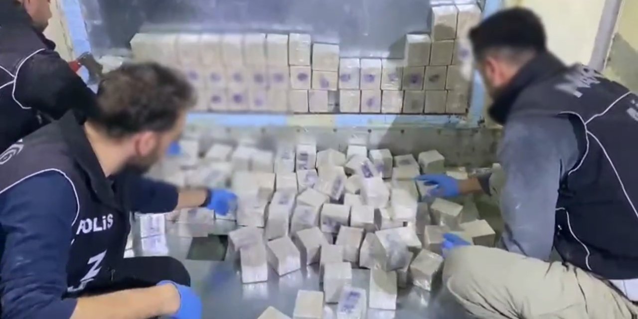 Gürbulak Sınır Kapısı’nda 69 kilo eroin ele geçirildi