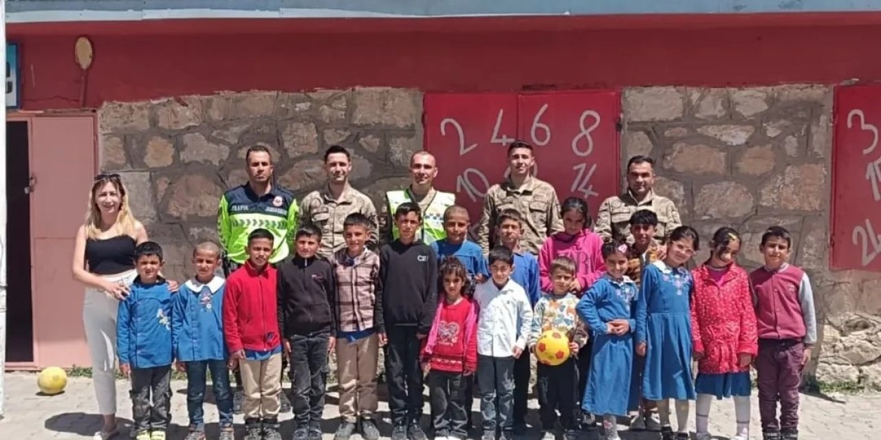 Diyadin’de öğrencilere güvenlik semineri