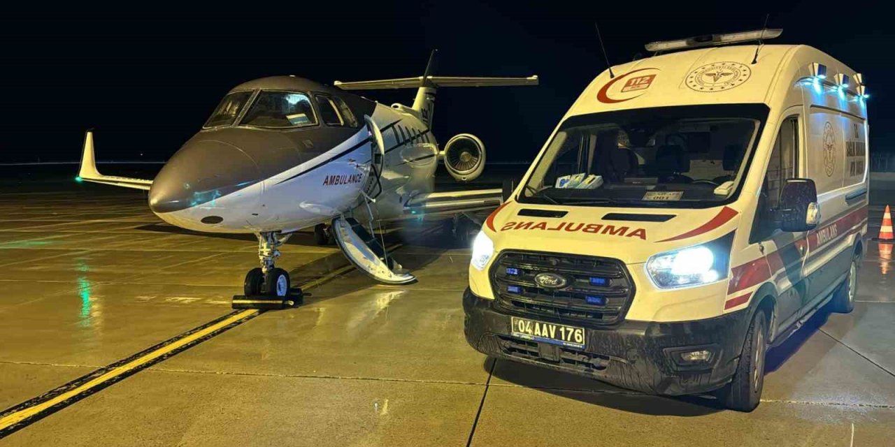 Ağrı’da kalp hastası yeni doğan bebek ambulans uçakla Ankara’ya sevk edildi