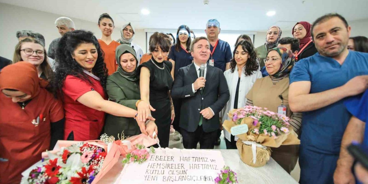 Erzincan’da Ebeler ve Hemşireler Haftası kutlandı