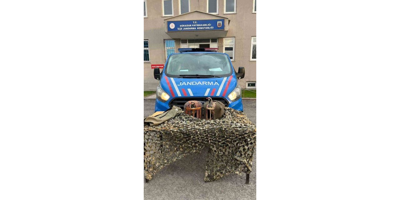 Jandarmadan yasa dışı keklik avcılarına suçüstü