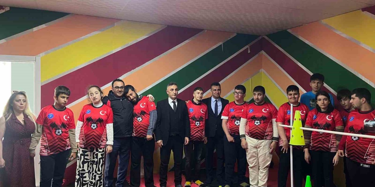 Engelli bireyler için iş birliği ve destek mesajı