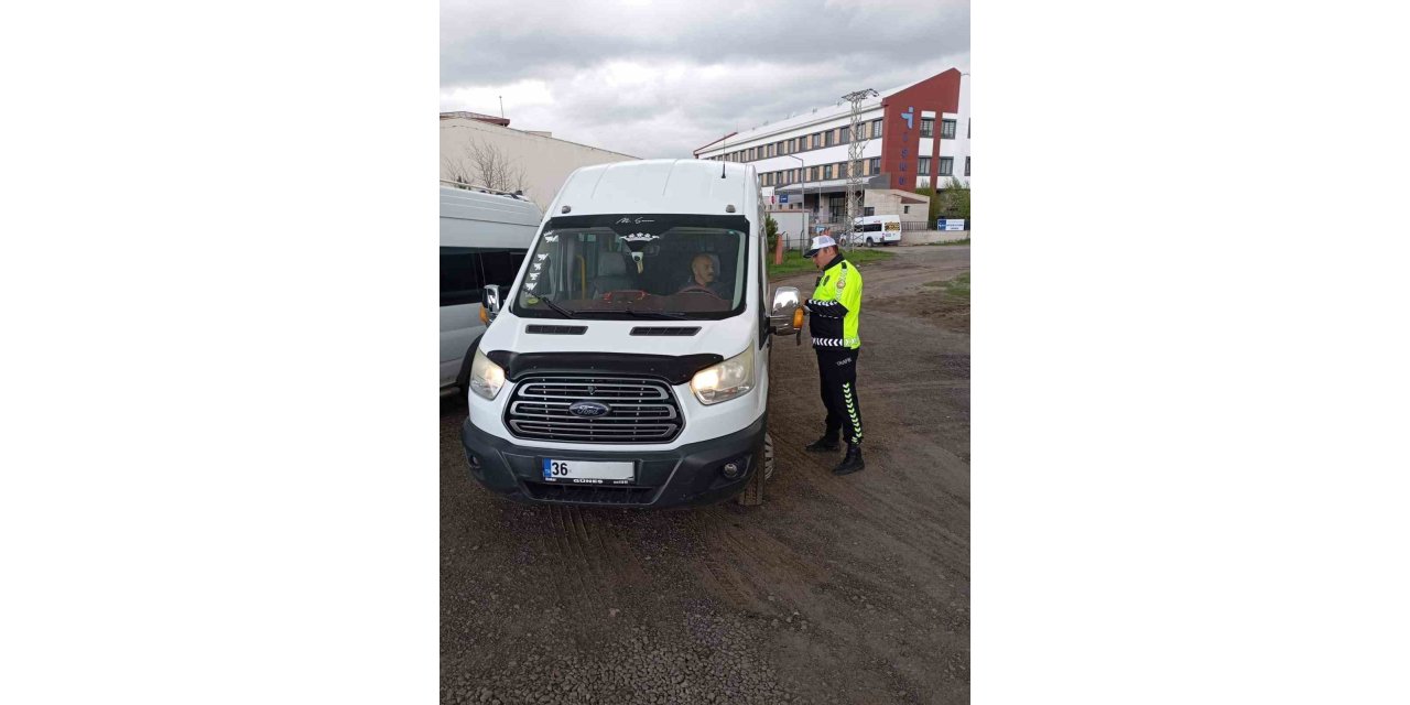 Kars’ta öğrenci servisleri denetleniyor