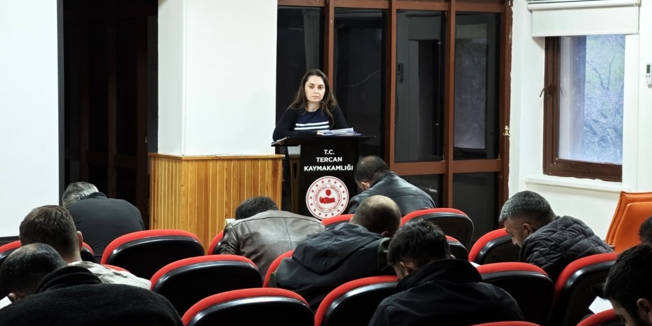 Tercan’da 20 kişiye arıcılık belgesi verildi