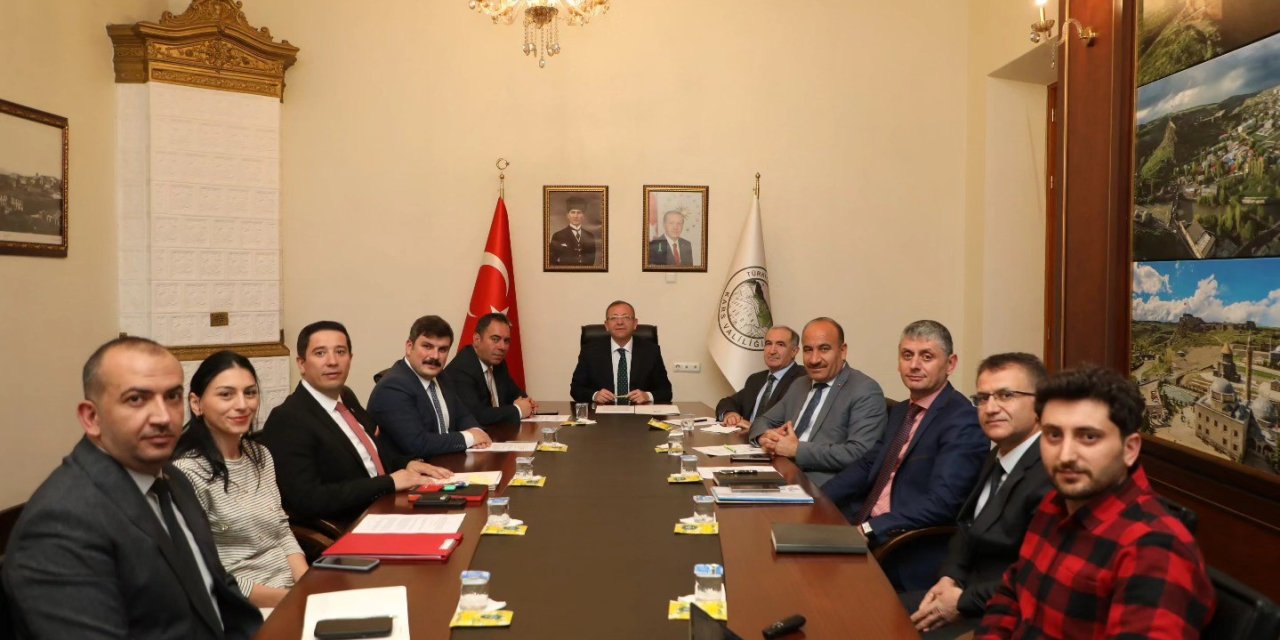 Kars, 7. Akıl ve Zeka Oyunları Türkiye Şampiyonası’na hazırlanıyor