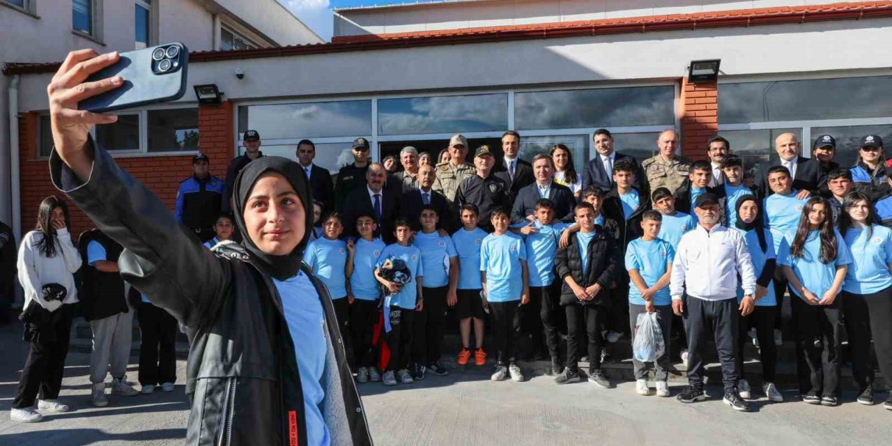 "Değer Erzincan" Erzincan’da sporcu çocukların yetişmesine değer katıyor