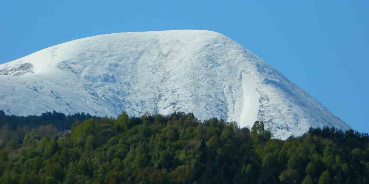 Kar Posof’u terk etmiyor
