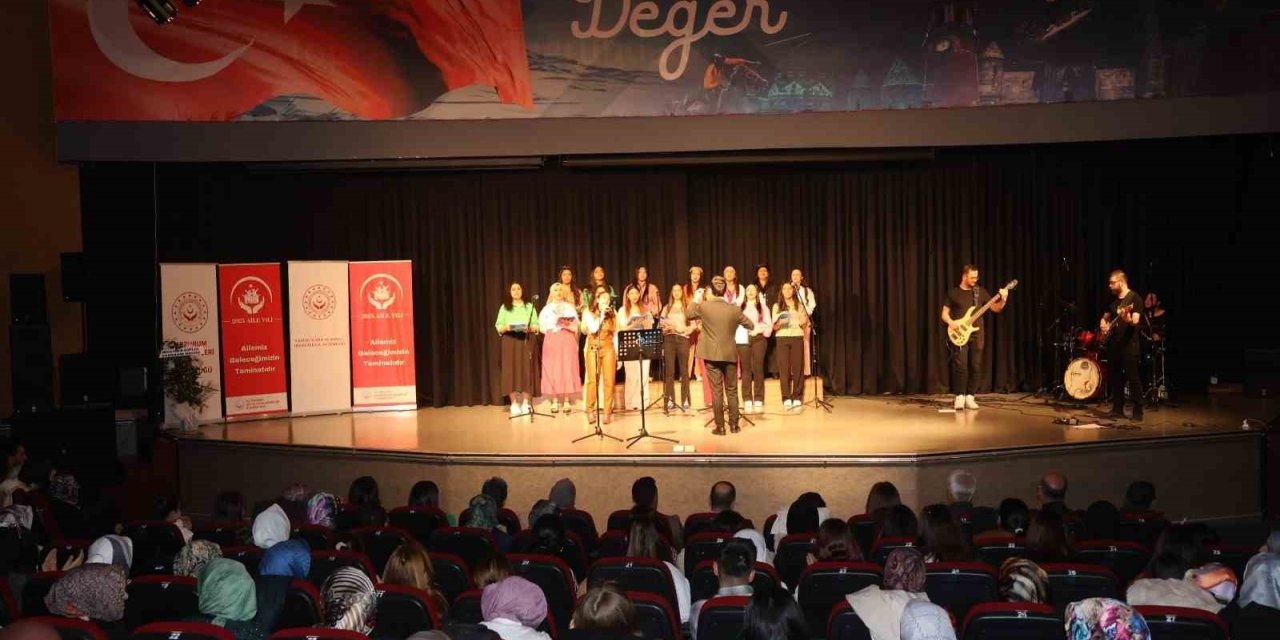 Çocuklardan 80’ler 90’lar rüzgarı; Nostaljik festival coşkusu