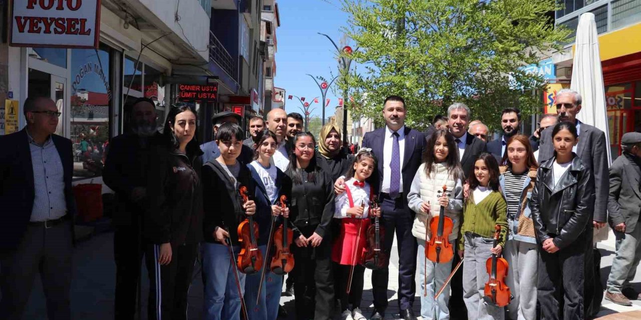 Diyadin’de 19 Mayıs coşkusu