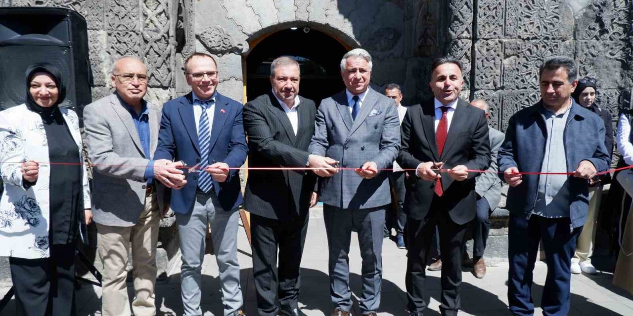 Geleneksel el sanatları bu sergide buluştu