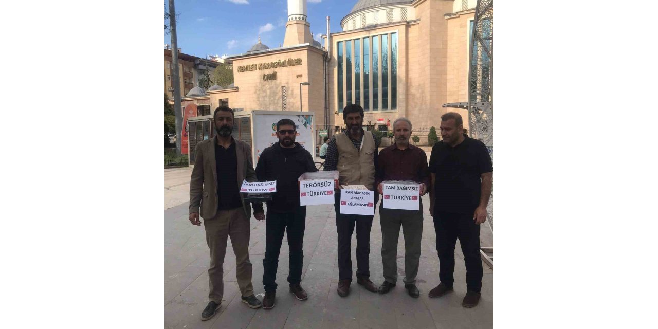 Malatya’da PKK’nın fesih kararına destek