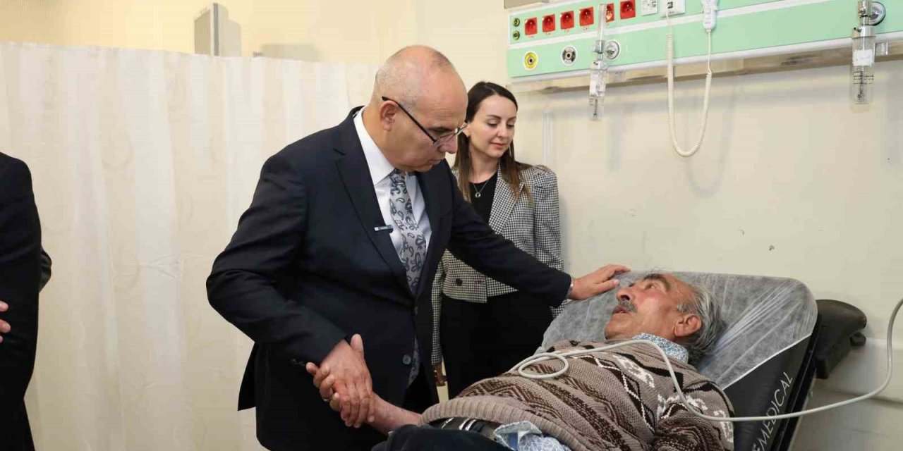 Ağrı Eğitim ve Araştırma Hastanesi’nde sunulan sağlık hizmetleri yerinde incelendi