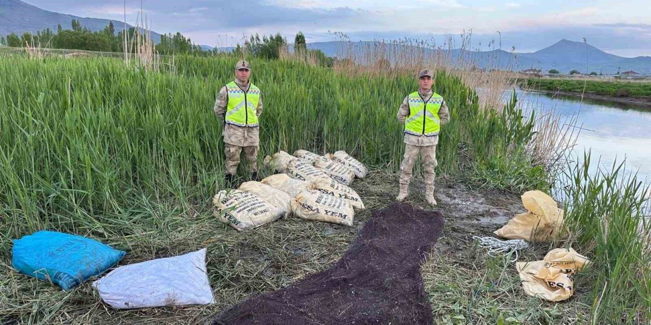 Van’da 3 ton 370 kilogram inci kefali ele geçirildi