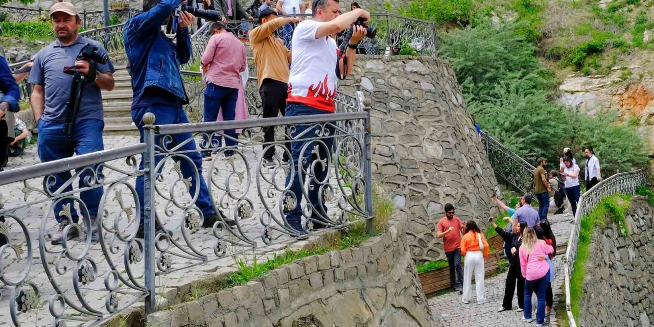 Tortum ve Uzundere fotosafari heyecanı
