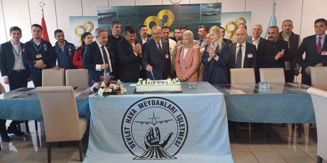 Erzurum DHMİ’de 92. Yıl coşkusu