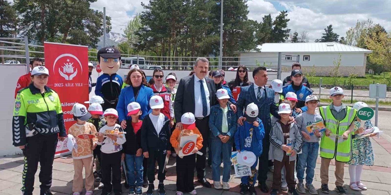 Çocuklara trafik eğitimi etkinliği