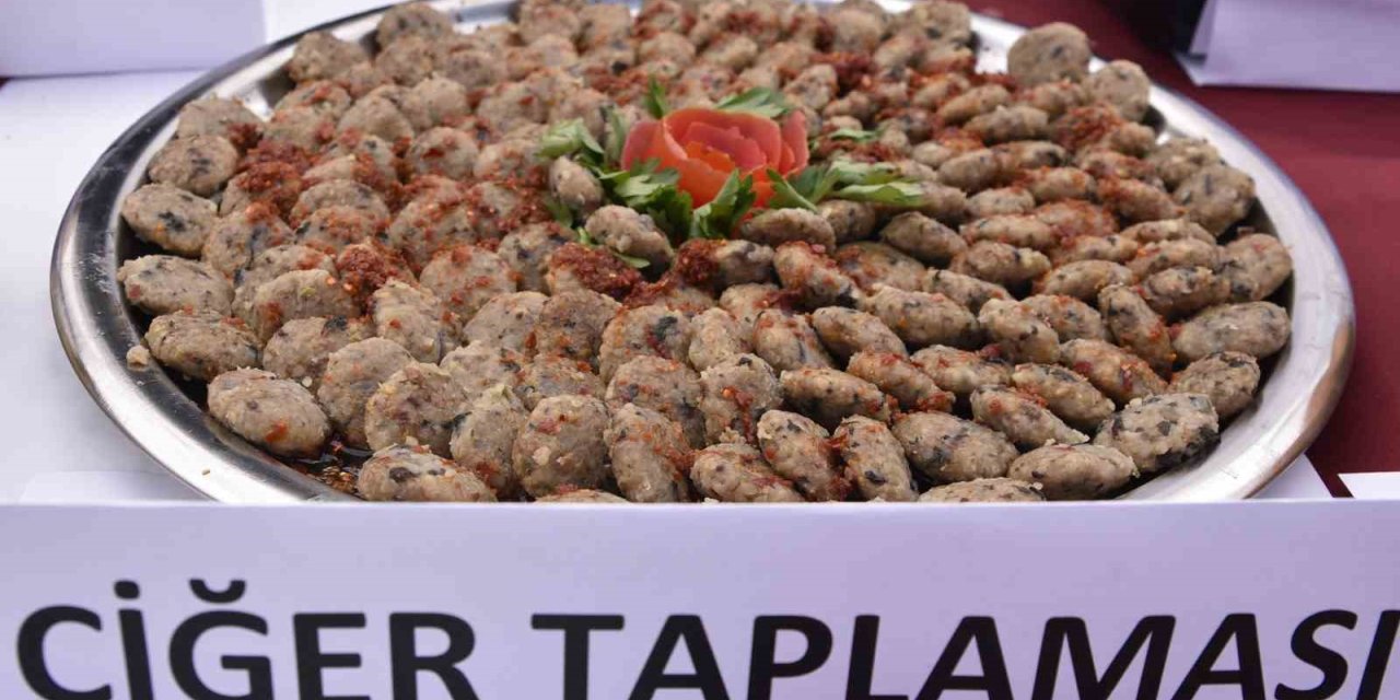 ‘Türk Mutfağı Haftası’nda Bitlis’in yemekleri tanıtıldı